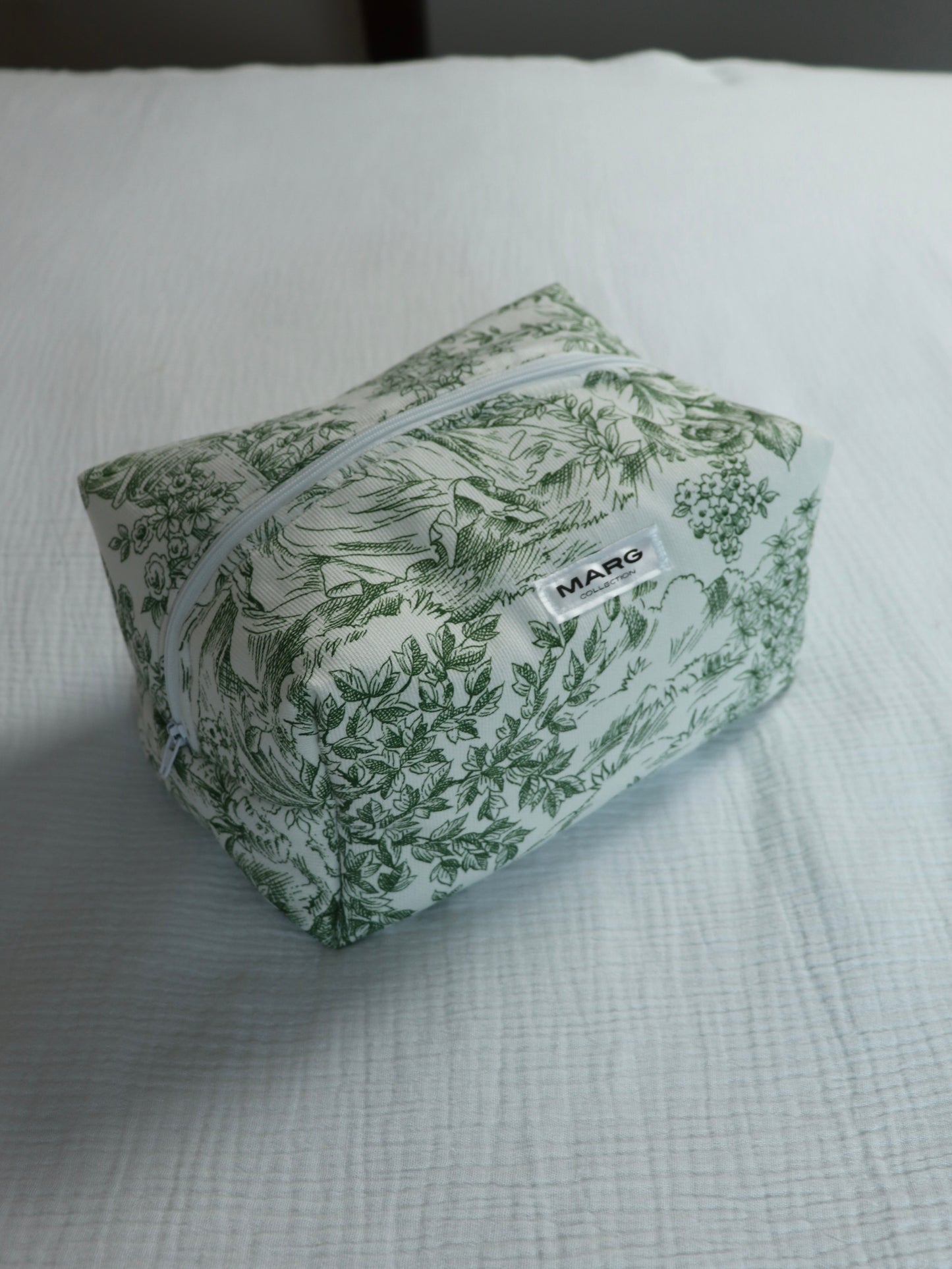 TROUSSE DE TOILETTE - JOUY VERT