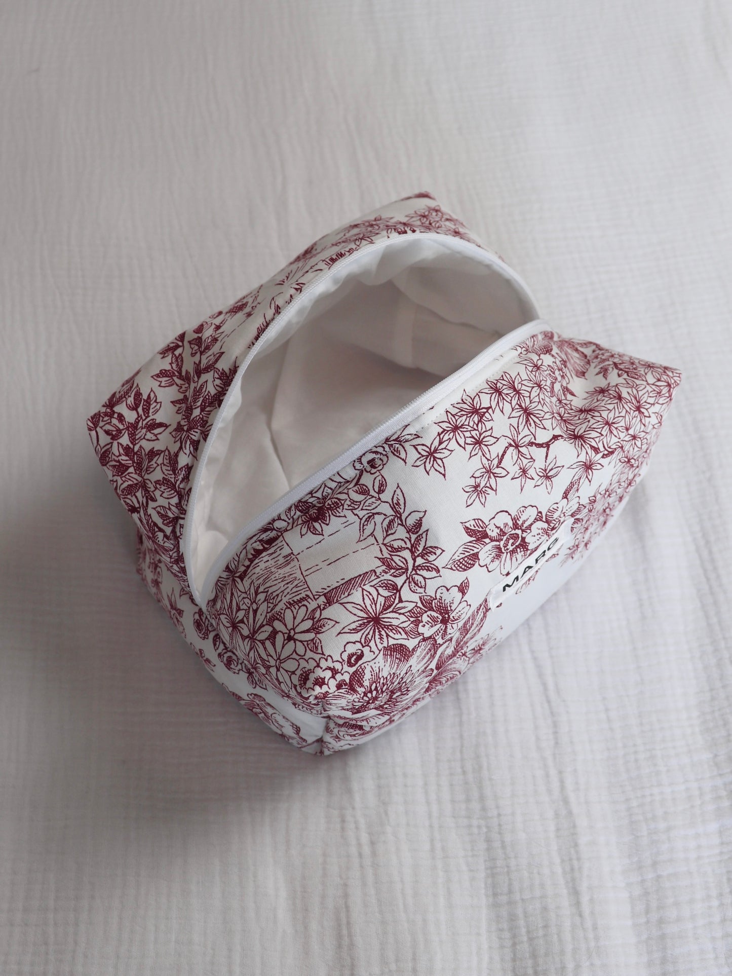 TROUSSE DE TOILETTE - JOUY ROUGE