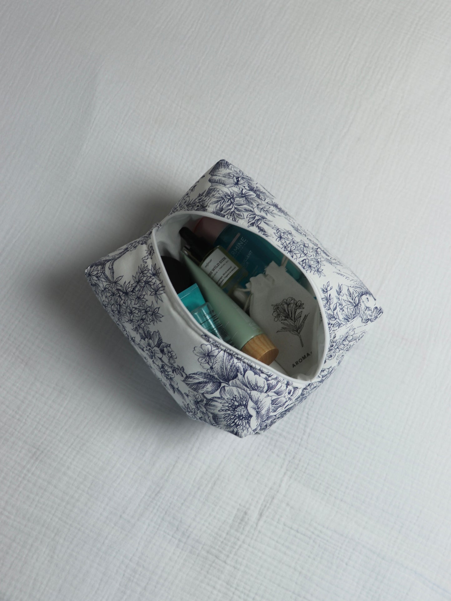 TROUSSE DE TOILETTE - JOUY BLEU