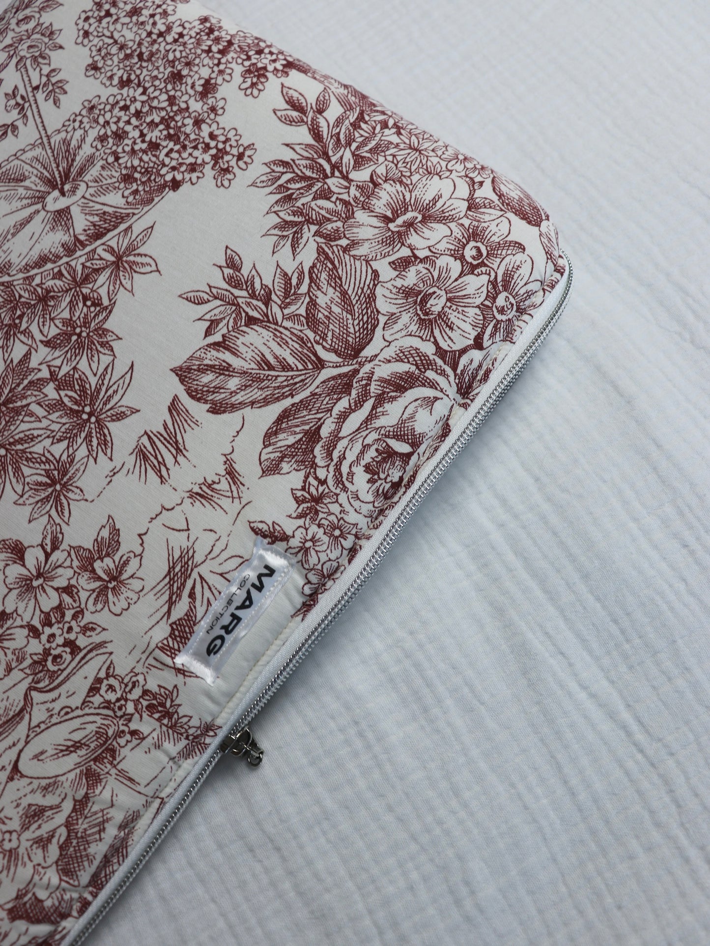 HOUSSE D’ORDINATEUR / TABLETTE - JOUY ROUGE