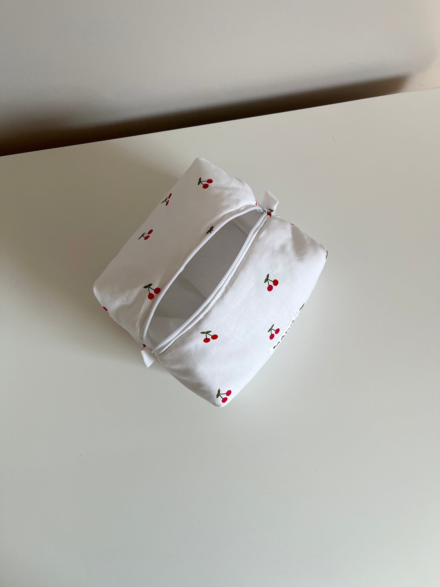 TROUSSE DE TOILETTE - CERISES