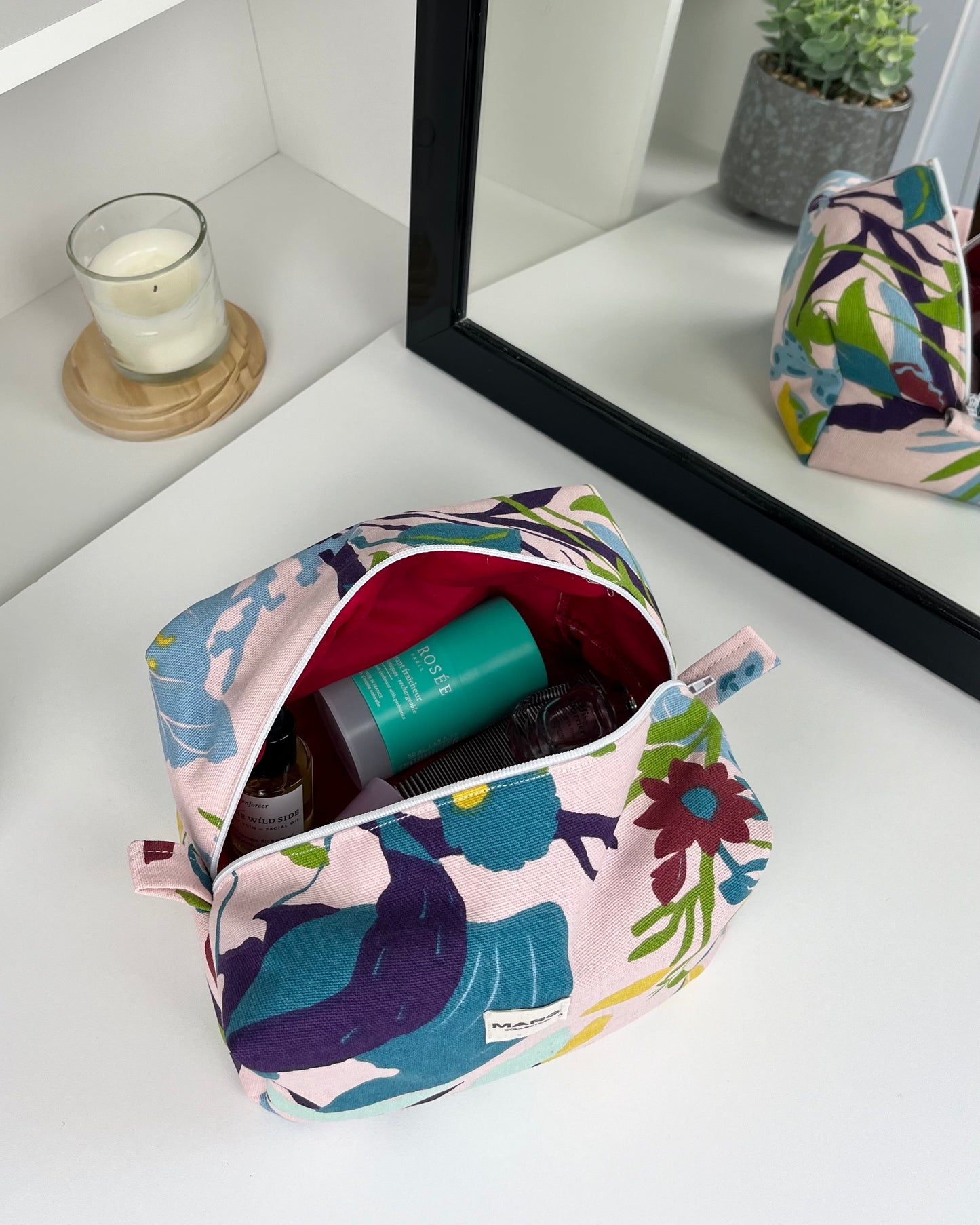 TROUSSE DE TOILETTE - FORME FOND ROSE