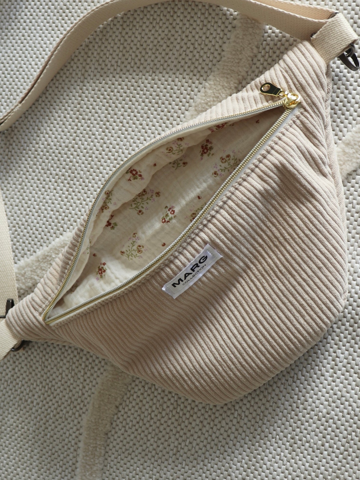 SAC BANANE - CÔTELÉ BEIGE ET FLEURS MARRON VERT