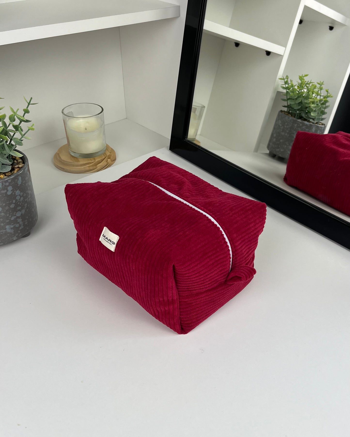 TROUSSE DE TOILETTE - VELOUR CÔTELÉ FRAMBOISE